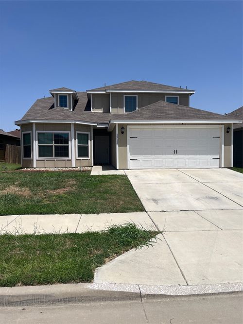 8212 Buck Mountain Pass, Fort Worth, TX, 76179-3189 | Card Image
