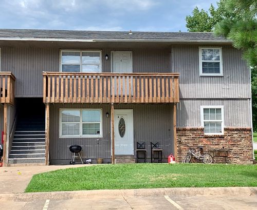 b-1600 Juniper Cir, Springdale, AR, 72764-7642 | Card Image