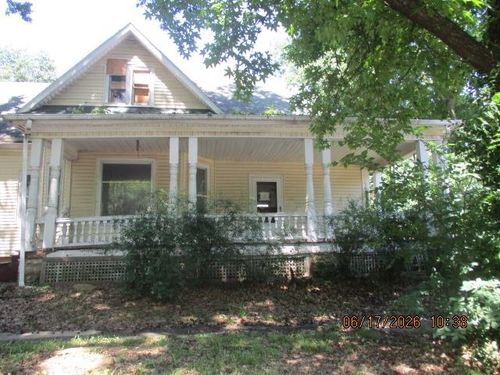 1400 Grand Ave, Parsons, KS, 67357-4259 | Card Image
