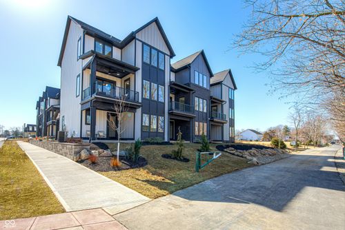 176 Midland Trace Loop, Westfield, IN, 46074-6043 | Card Image