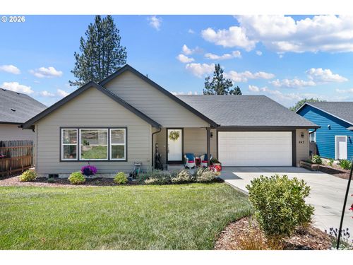 443 N Hyland Ln, Lowell, OR, 97452-9716 | Card Image