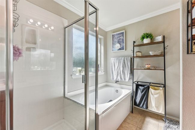 538 Travertine Trl, House other with 4 bedrooms, 3 bathrooms and 4 parking in Buda TX | Image 17