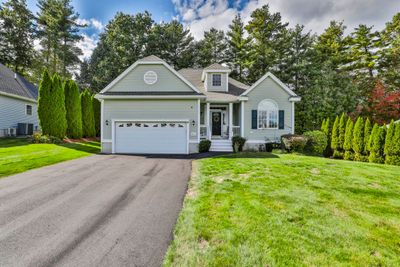 44 Sawgrass Circle, Condo with 2 bedrooms, 1 bathrooms and null parking in Londonderry NH | Image 1