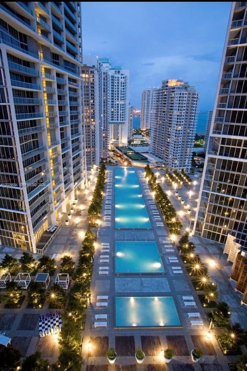1605-495 Brickell Ave, Miami, FL, 33131-2769 | Card Image