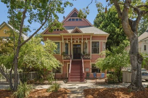 521 15th Street, Sacramento, CA, 95814 | Card Image