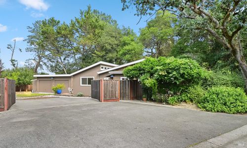 239 Valparaiso Avenue, Cotati, CA, 94931 | Card Image