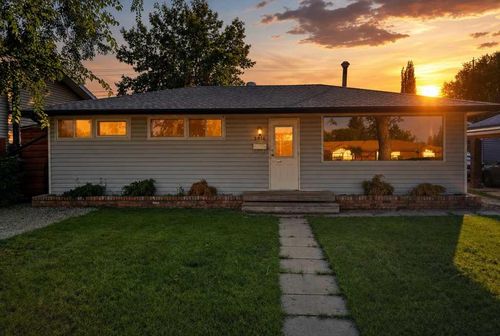 3814 58 Ave, Red Deer, AB, T4N4T4 | Card Image