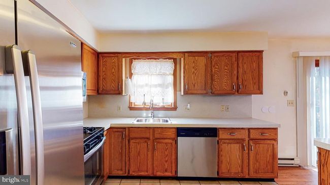 32 Cobblewood Dr, House other with 4 bedrooms, 3 bathrooms and null parking in Mount Pocono PA | Image 13
