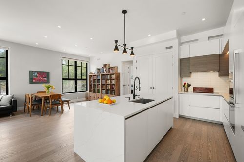 3-8 Leverett St, Brookline, MA, 02445-7625 | Card Image