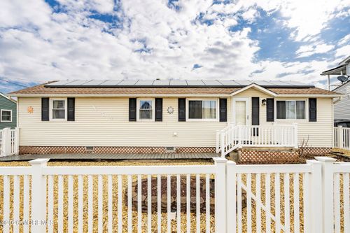 10 W Anchor Dr, LITTLE EGG HARBOR TWP, NJ, 08087-1625 | Card Image