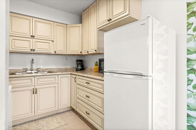 APT-1806D - 4215 E Bay Dr, Condo with 1 bedrooms, 1 bathrooms and null parking in CLEARWATER FL | Image 11