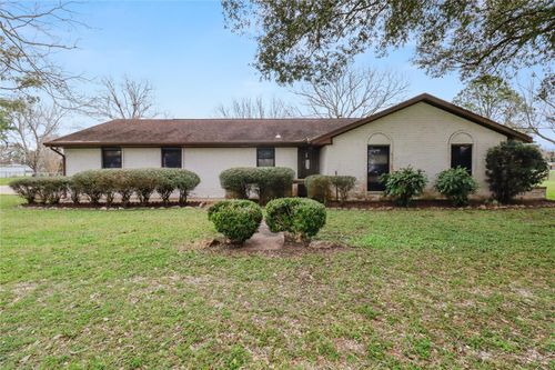 9707 Fm 524 Rd, Sweeny, TX, 77480-8233 | Card Image