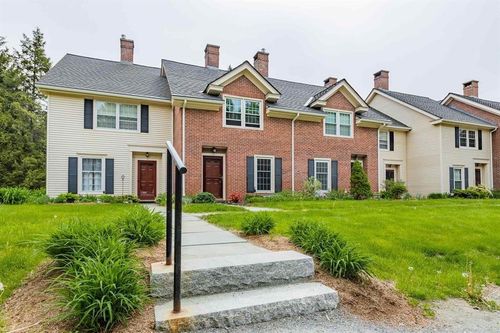 apt-14-85 Townhouse Way, Woodstock, VT, 05091-3520 | Card Image
