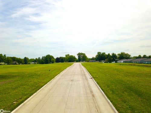 106 Billy Robinson Court, Grinnell, IA, 50112 | Card Image