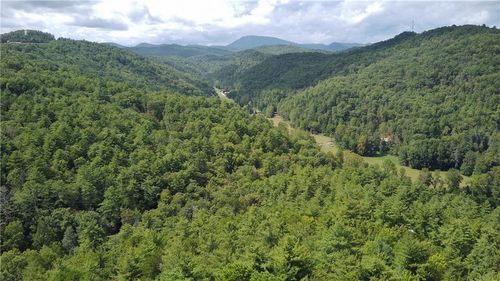 7 Sequoia Hills Ln, Clayton, GA, 30525-5990 | Card Image