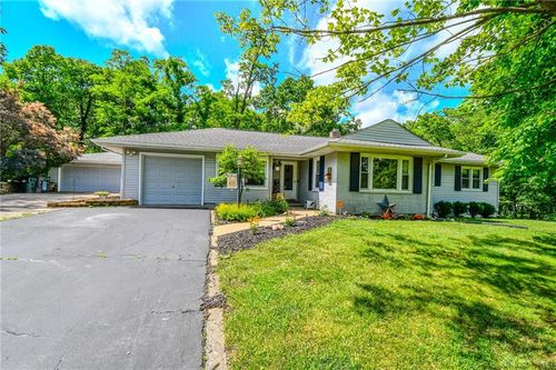 11 Ironwood Dr, West Carrollton, OH, 45449-1621 | Card Image