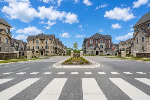 4263 Major Mackenzie Dr E, Markham, ON, L6C3L5 | Card Image