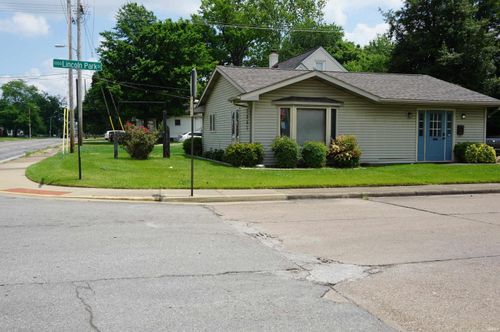 2041 Washington Avenue, Evansville, IN, 47714 | Card Image