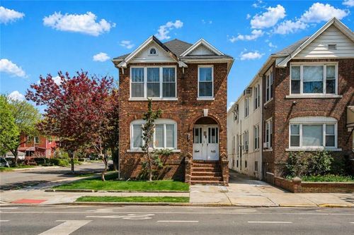 4093 Bedford Ave, Brooklyn, NY, 11229-2451 | Card Image