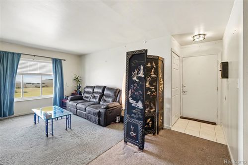 apt-25-31805 Kelly Rd, Fraser, MI, 48026-2404 | Card Image