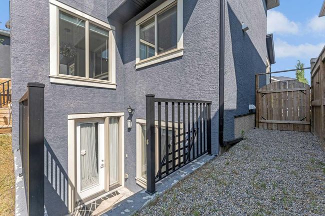 197 Kinniburgh Circle, House other with 5 bedrooms, 5 bathrooms and 6 parking in Chestermere AB | Image 33