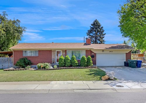 3927 W Rawhide Dr, West Valley City, UT, 84120-3341 | Card Image
