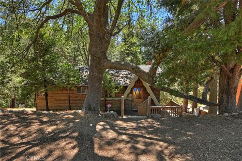 812 Arosa Dr, Crestline, CA, 92325-9646 | Card Image