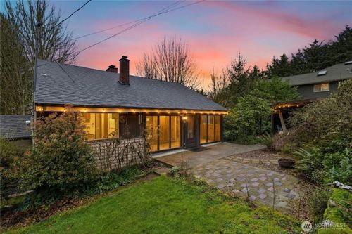 6526 Ne 198th St, Kenmore, WA, 98028-8662 | Card Image