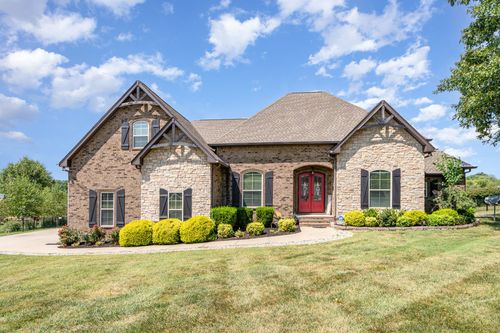 82 Deer Run Rd, Cross Plains, TN, 37049-4780 | Card Image