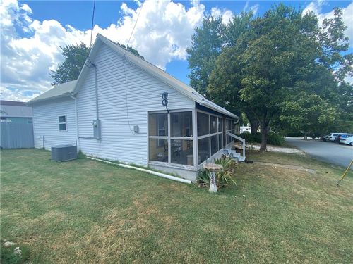 101 Locust St, Jasper, AR, 72641 | Card Image