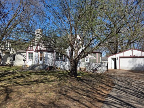 1074 Livingston Ave, West Saint Paul, MN, 55118-1442 | Card Image