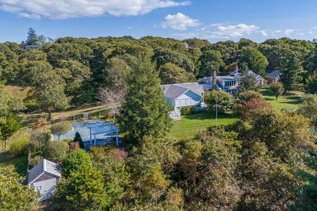 C - 19-C Old Woods Rd, House other with 4 bedrooms, 3 bathrooms and null parking in Chilmark MA | Image 41