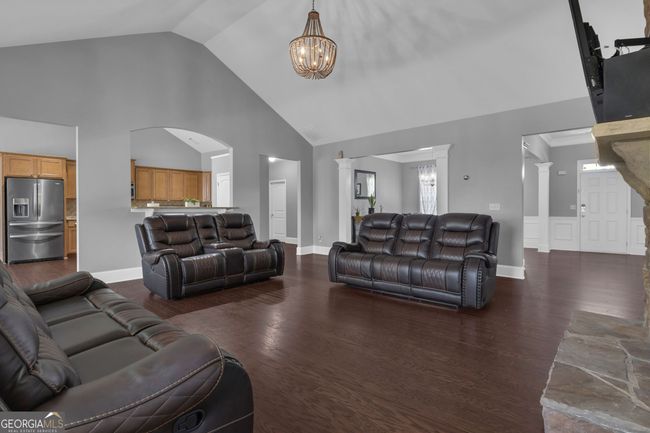 215 Savannah Dr, House other with 3 bedrooms, 3 bathrooms and null parking in Senoia GA | Image 11