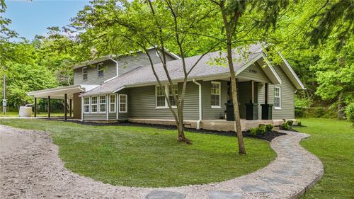 17950 Clear Water Rd, Fayetteville, AR, 72704-5896 | Card Image