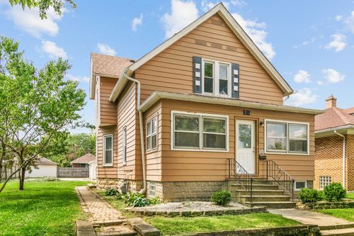 705 Nicholson St, Joliet, IL, 60435-6115 | Card Image