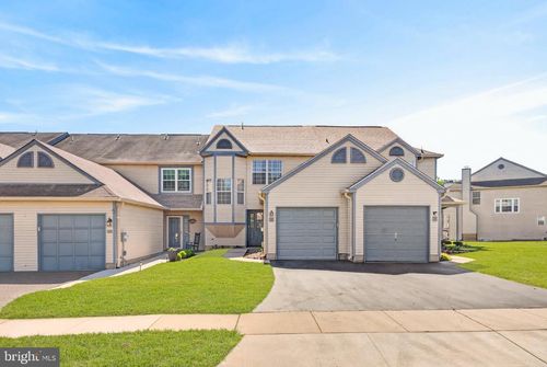 16 Goldenrod Ct, Hamilton, NJ, 08690-3322 | Card Image