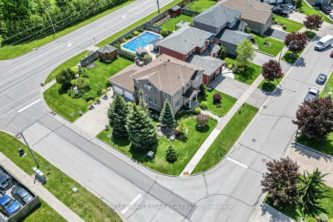 37 St Ave, House other with 4 bedrooms, 4 bathrooms and 4 parking in Bradford ON | Image 4