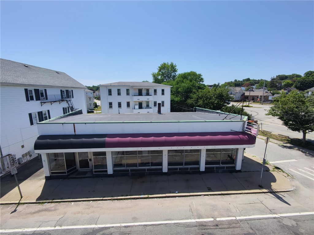 1380 Plainfield St, Cranston, RI 02920