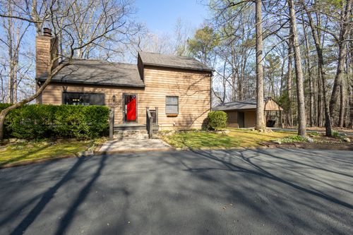 105 Woodmont Dr, Tullahoma, TN, 37388-5245 | Card Image