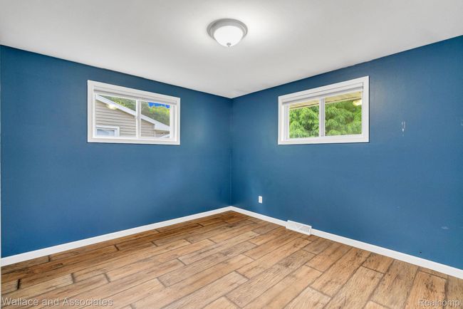 23-web-or-mls-DSC06165.jpg | Image 21