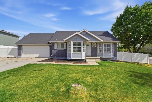 5726 W Dale Amour Dr, Salt Lake City, UT, 84118-7659 | Card Image