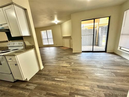 312-3524 W Buckingham Rd, Garland, TX, 75042-4766 | Card Image