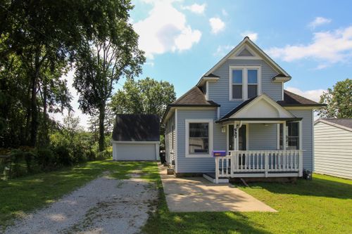 537 Martin Rd, Waterloo, IA, 50701-3846 | Card Image