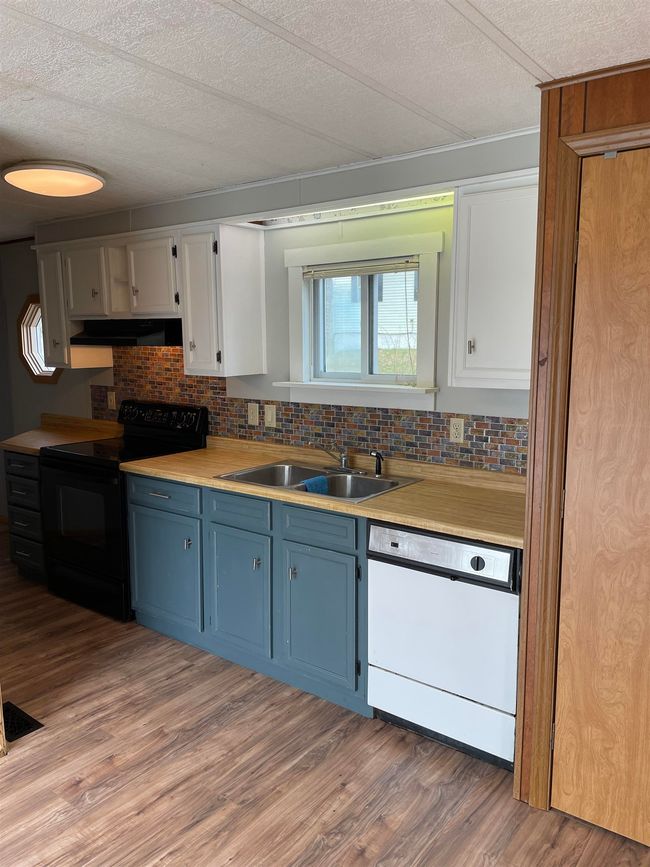 19 West St, House other with 2 bedrooms, 1 bathrooms and null parking in Waterbury VT | Image 11