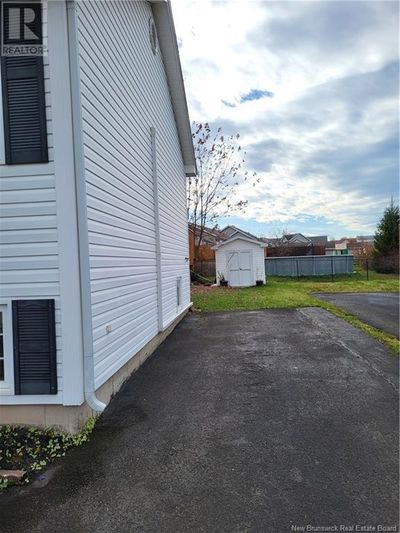 198 Bulman Dr, House other with 4 bedrooms, 2 bathrooms and null parking in Moncton NB | Image 2