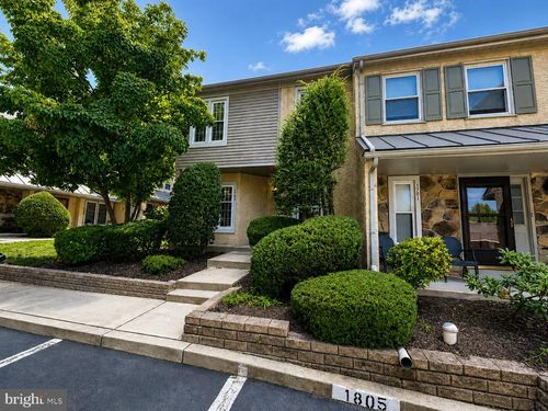 1700 Newmarket Ct, WEST CHESTER, PA, 19382-7975 | Card Image