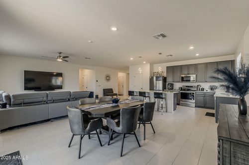 2775 N Mulberry Pl, Casa Grande, AZ, 85122-1437 | Card Image