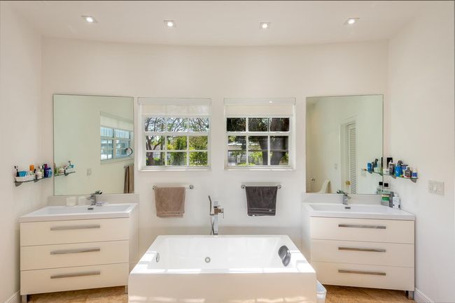 6205 Sw 108 Th St, House other with 5 bedrooms, 5 bathrooms and null parking in Pinecrest FL | Image 20