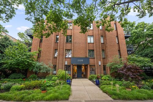 401-2320 Central St, Evanston, IL, 60201-1419 | Card Image