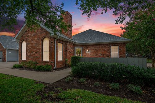 6120 Haley Ln, Fort Worth, TX, 76132-3875 | Card Image